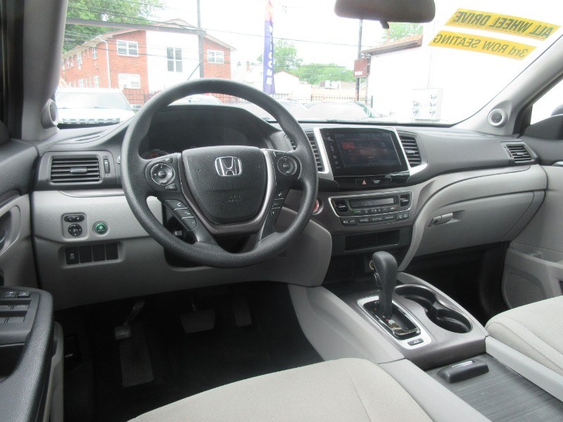 2017 Honda Pilot EX AWD, available for sale in Linden, New Jersey | Route 27 Auto Mall. Linden, New Jersey 2017 Honda Pilot EX AWD, available for sale in Linden, New Jersey | Route 27 Auto Mall. Linden, New Jersey