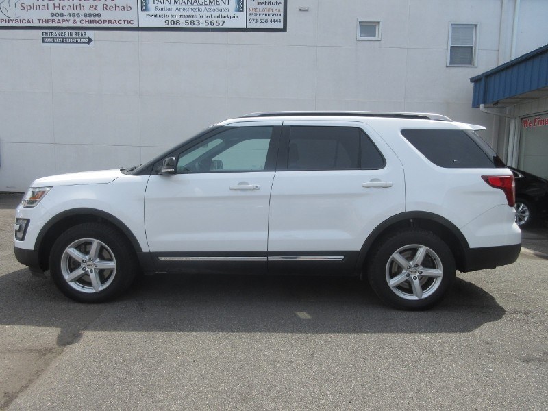 2017 Ford Explorer XLT 4WD, available for sale in Linden, New Jersey | Route 27 Auto Mall. Linden, New Jersey 2017 Ford Explorer XLT 4WD, available for sale in Linden, New Jersey | Route 27 Auto Mall. Linden, New Jersey