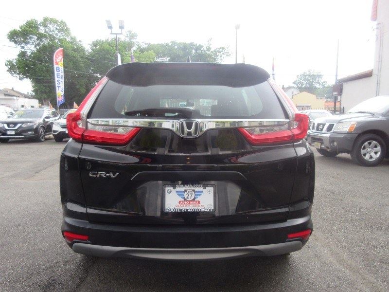The 2018 Honda CR-V LX 2WD