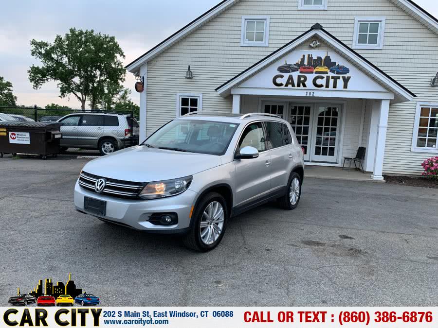 2012 Volkswagen Tiguan 4WD 4dr Auto SE w/Sunroof & Nav, available for sale in East Windsor, Connecticut | Car City LLC. East Windsor, Connecticut