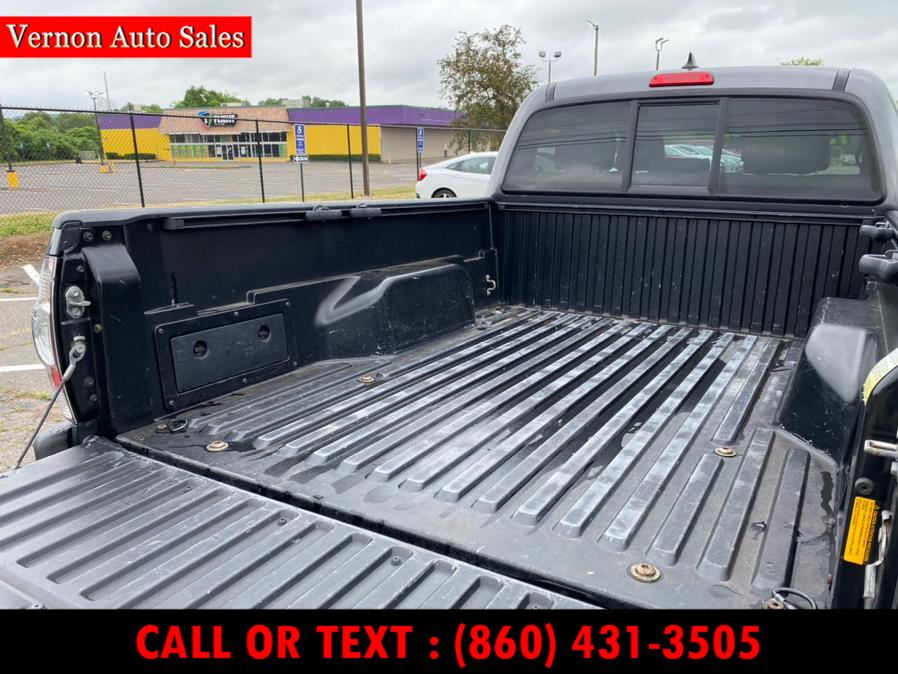 2015 Toyota Tacoma 4WD Double Cab LB V6 AT (Natl), available for sale in Manchester, Connecticut | Vernon Auto Sale & Service. Manchester, Connecticut 2015 Toyota Tacoma 4WD Double Cab LB V6 AT (Natl), available for sale in Manchester, Connecticut | Vernon Auto Sale & Service. Manchester, Connecticut