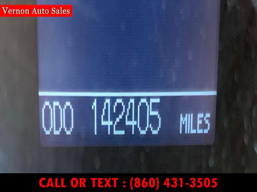 2011 Toyota Sequoia 4WD LV8 6-Spd AT Ltd (Natl), available for sale in Manchester, Connecticut | Vernon Auto Sale & Service. Manchester, Connecticut 2011 Toyota Sequoia 4WD LV8 6-Spd AT Ltd (Natl), available for sale in Manchester, Connecticut | Vernon Auto Sale & Service. Manchester, Connecticut