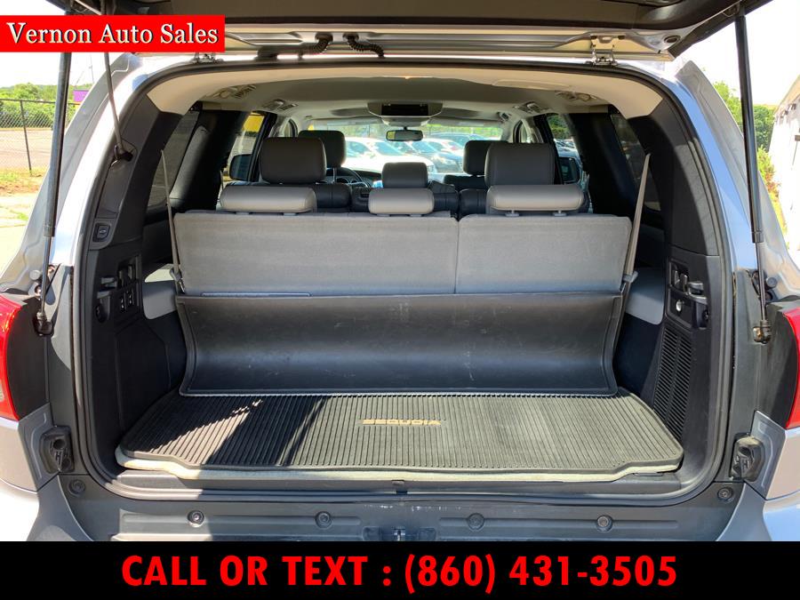 2011 Toyota Sequoia 4WD LV8 6-Spd AT Ltd (Natl), available for sale in Manchester, Connecticut | Vernon Auto Sale & Service. Manchester, Connecticut 2011 Toyota Sequoia 4WD LV8 6-Spd AT Ltd (Natl), available for sale in Manchester, Connecticut | Vernon Auto Sale & Service. Manchester, Connecticut