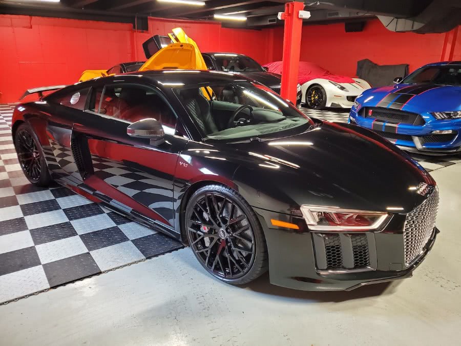 2017 Audi R8 Coupe V10 plus quattro AWD, available for sale in Tampa, Florida | 0 to 60 Motorsports. Tampa, Florida