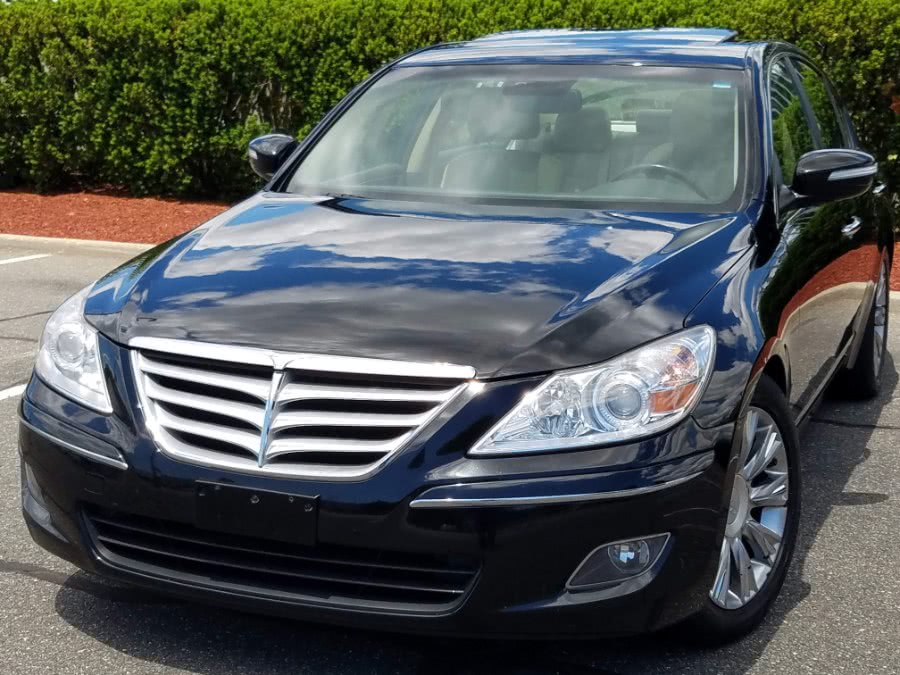 2011 Hyundai Genesis 3.8L Sdn 4dr w/Leather,Navigation,Back-up Camera, available for sale in Queens, NY