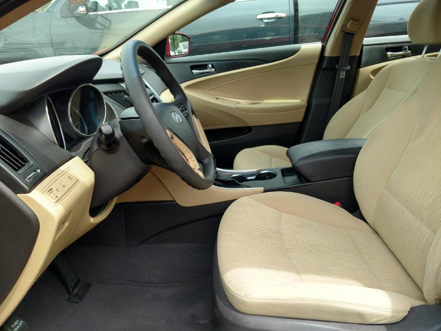 2011 Hyundai Sonata 4dr Sdn 2.4L Auto GLS PZEV, available for sale in Wantagh, New York | Alpine Motors Inc. Wantagh, New York 2011 Hyundai Sonata 4dr Sdn 2.4L Auto GLS PZEV, available for sale in Wantagh, New York | Alpine Motors Inc. Wantagh, New York