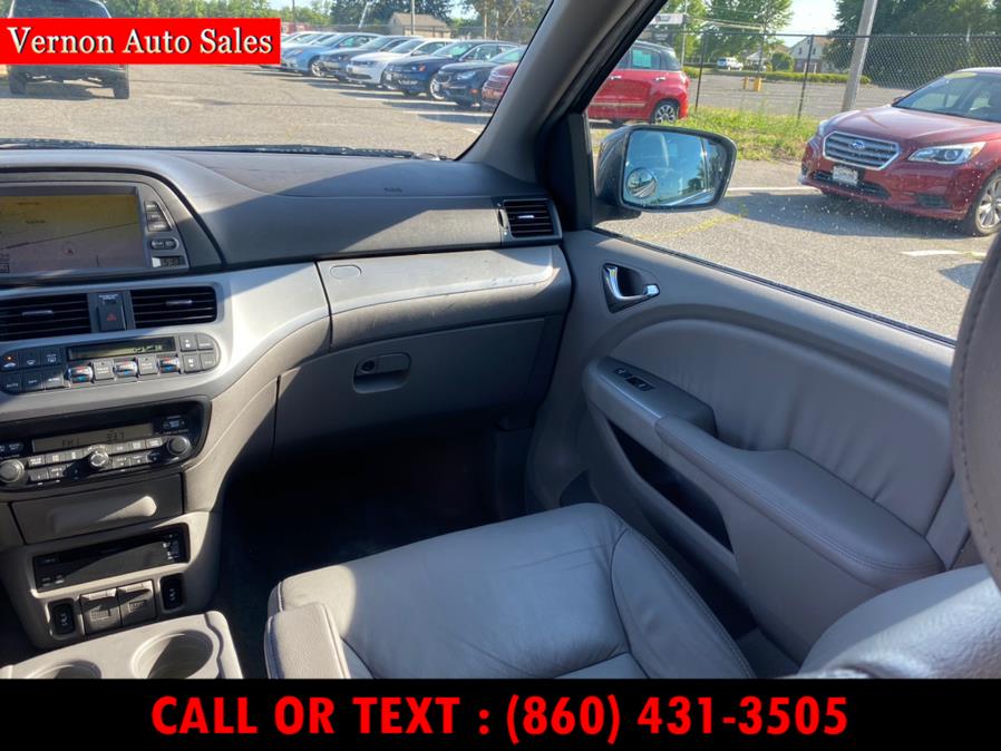 2010 Honda Odyssey 5dr EX-L w/RES & Navi, available for sale in Manchester, Connecticut | Vernon Auto Sale & Service. Manchester, Connecticut 2010 Honda Odyssey 5dr EX-L w/RES & Navi, available for sale in Manchester, Connecticut | Vernon Auto Sale & Service. Manchester, Connecticut
