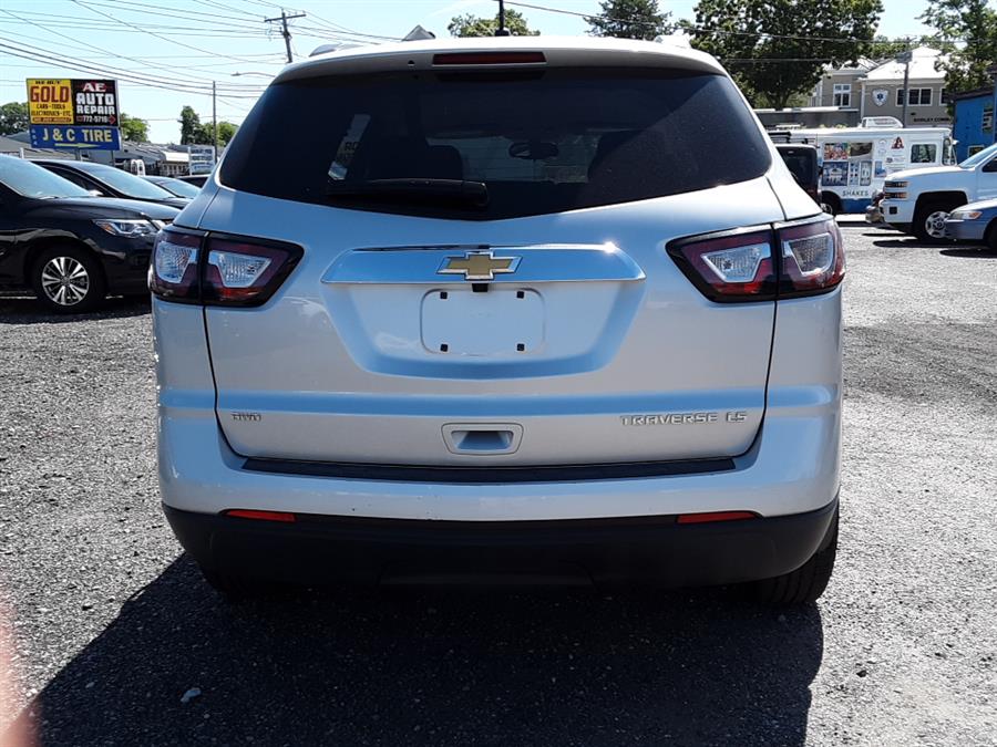 Used Chevrolet Traverse AWD 4dr LS 2014 | Roe Motors Ltd. Shirley, New York Used Chevrolet Traverse AWD 4dr LS 2014 | Roe Motors Ltd. Shirley, New York