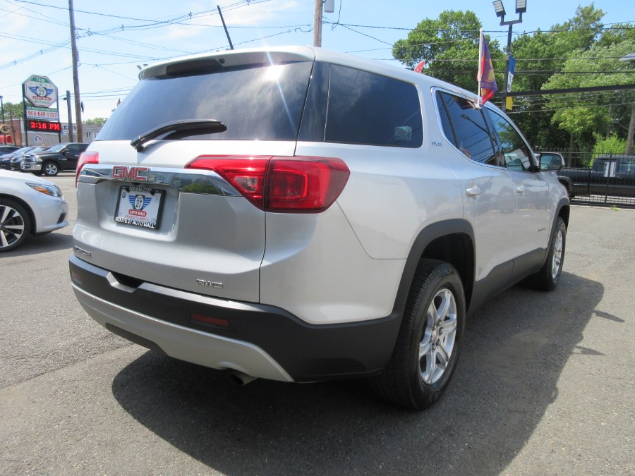 2017 GMC Acadia AWD 4dr SLE w/SLE-1 photo