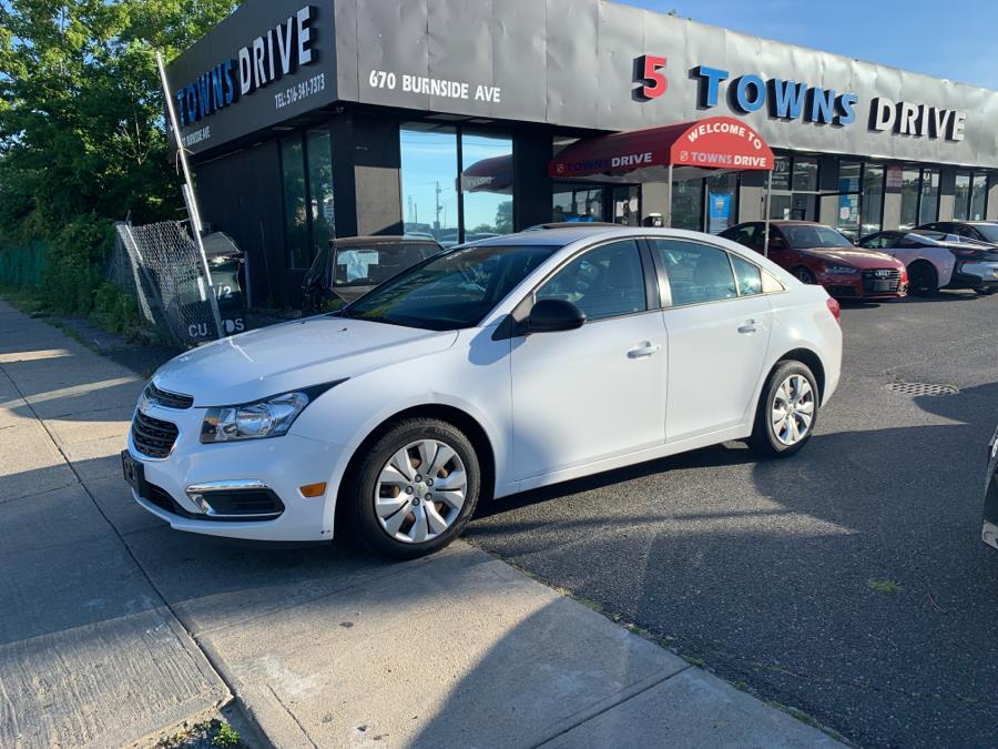 2016 Chevrolet Cruze Limited 4dr Sdn Auto LIMITED, available for sale in Inwood, New York | 5 Towns Drive. Inwood, New York 2016 Chevrolet Cruze Limited 4dr Sdn Auto LIMITED, available for sale in Inwood, New York | 5 Towns Drive. Inwood, New York