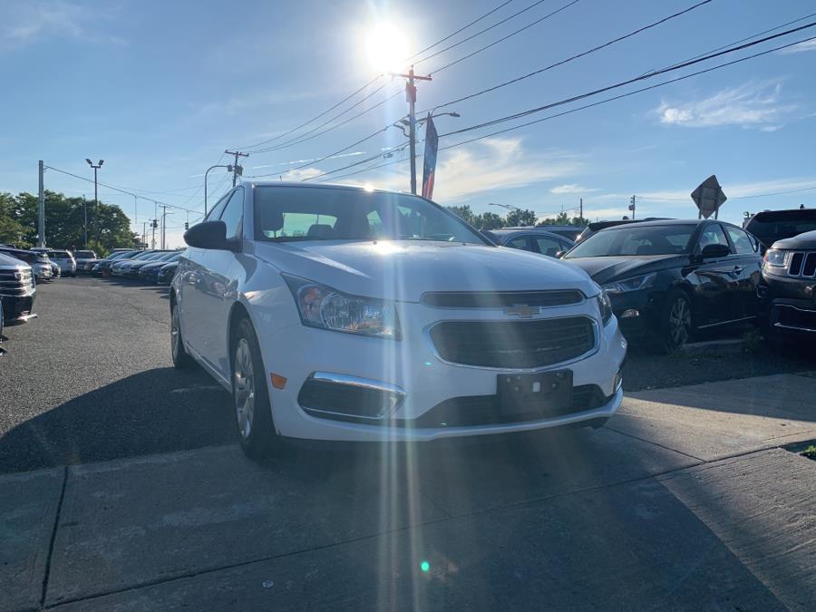 2016 Chevrolet Cruze Limited 4dr Sdn Auto LIMITED, available for sale in Inwood, New York | 5 Towns Drive. Inwood, New York 2016 Chevrolet Cruze Limited 4dr Sdn Auto LIMITED, available for sale in Inwood, New York | 5 Towns Drive. Inwood, New York