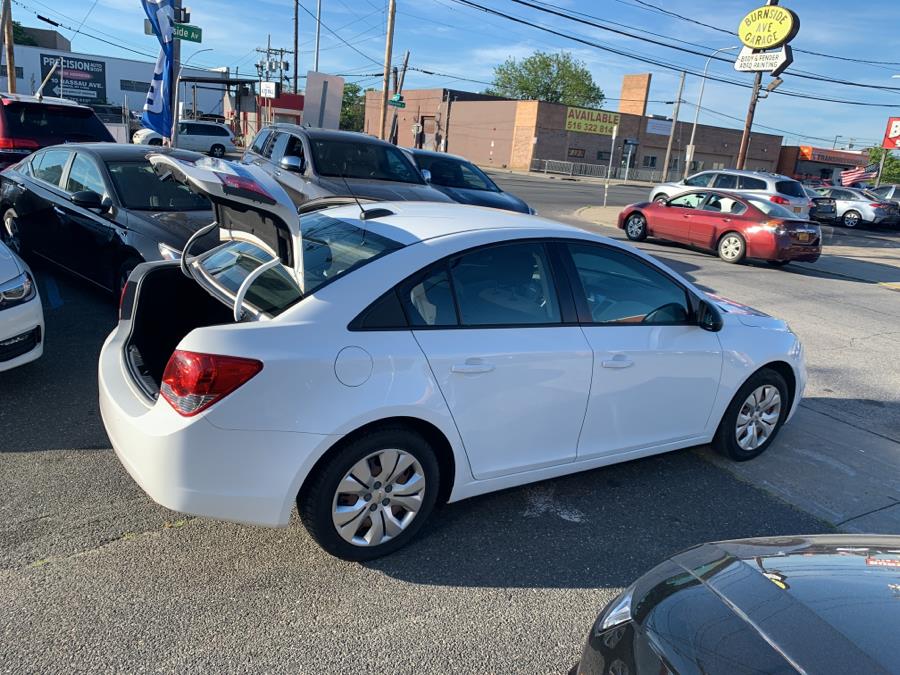 2016 Chevrolet Cruze Limited 4dr Sdn Auto LIMITED, available for sale in Inwood, New York | 5 Towns Drive. Inwood, New York 2016 Chevrolet Cruze Limited 4dr Sdn Auto LIMITED, available for sale in Inwood, New York | 5 Towns Drive. Inwood, New York