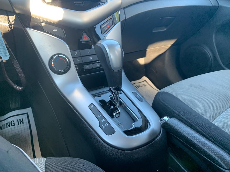 2016 Chevrolet Cruze Limited 4dr Sdn Auto LIMITED, available for sale in Inwood, New York | 5 Towns Drive. Inwood, New York 2016 Chevrolet Cruze Limited 4dr Sdn Auto LIMITED, available for sale in Inwood, New York | 5 Towns Drive. Inwood, New York