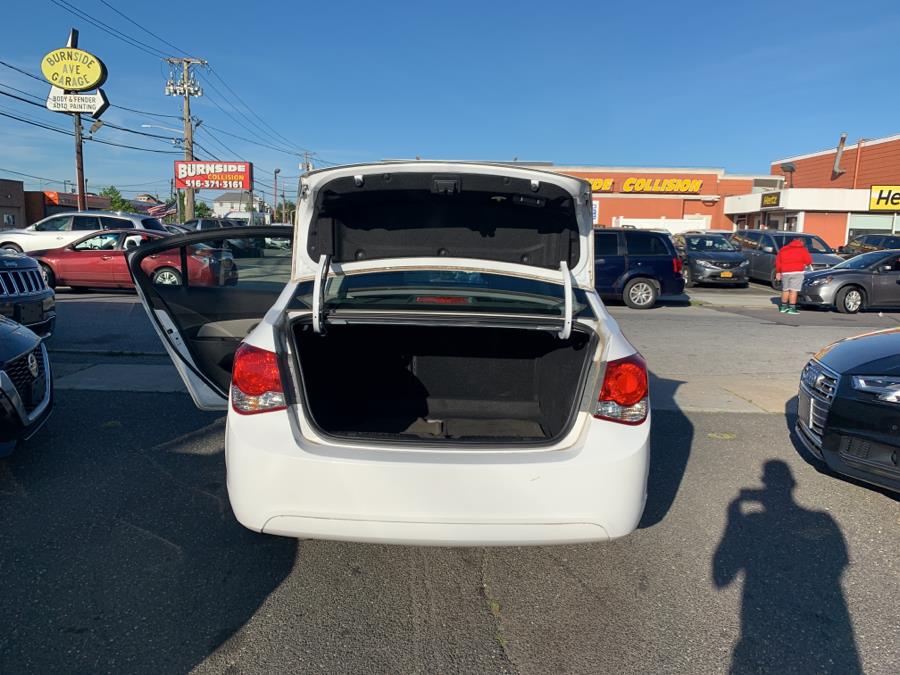 2016 Chevrolet Cruze Limited 4dr Sdn Auto LIMITED, available for sale in Inwood, New York | 5 Towns Drive. Inwood, New York 2016 Chevrolet Cruze Limited 4dr Sdn Auto LIMITED, available for sale in Inwood, New York | 5 Towns Drive. Inwood, New York