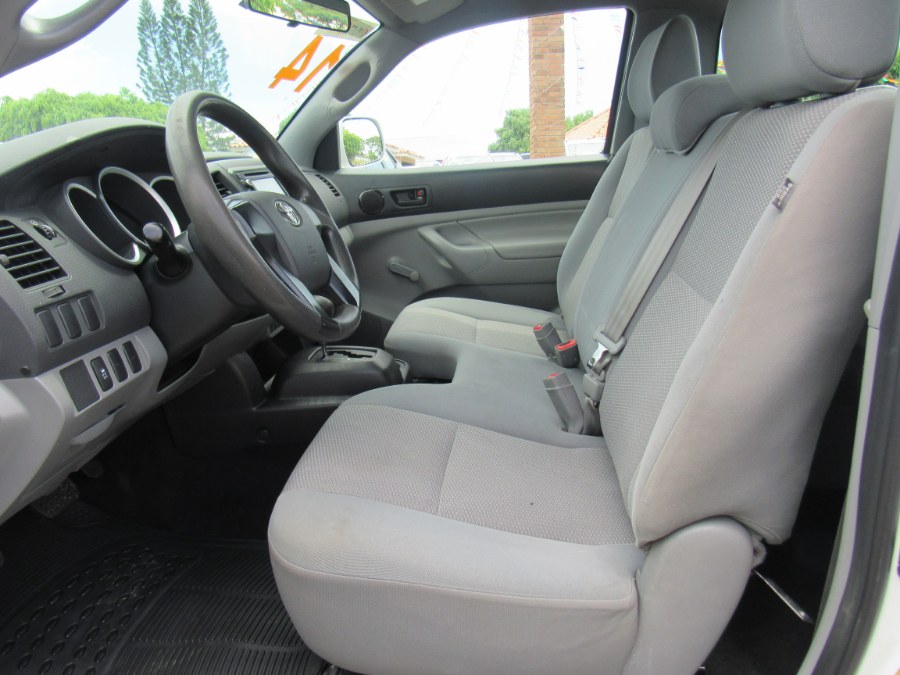 2014 Toyota Tacoma 2WD Reg Cab I4 MT (Natl), available for sale in San Francisco de Macoris Rd, Dominican Republic | Hilario Auto Import. San Francisco de Macoris Rd, Dominican Republic 2014 Toyota Tacoma 2WD Reg Cab I4 MT (Natl), available for sale in San Francisco de Macoris Rd, Dominican Republic | Hilario Auto Import. San Francisco de Macoris Rd, Dominican Republic