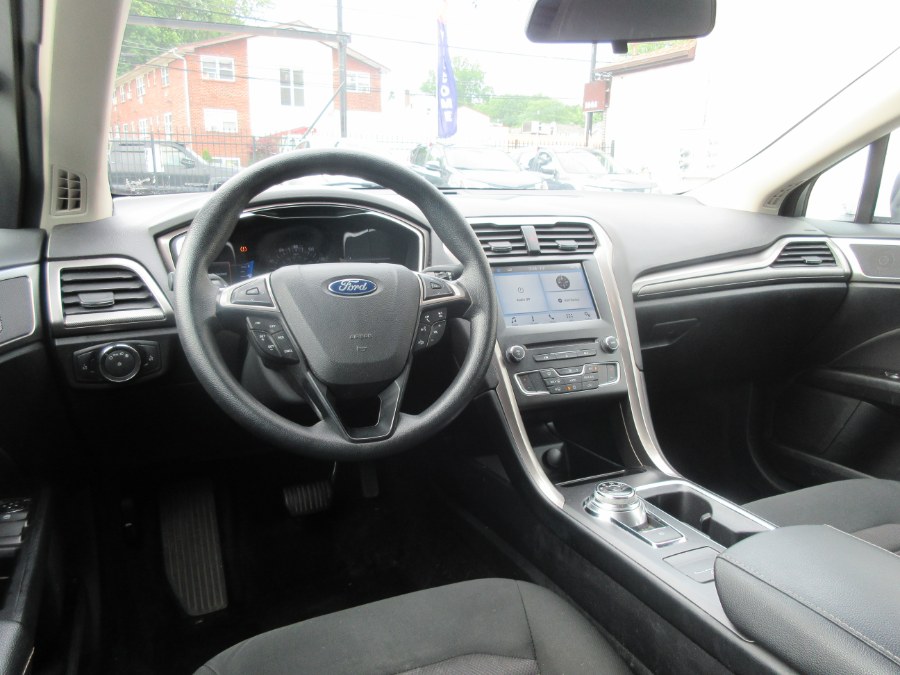 2017 Ford Fusion SE FWD, available for sale in Linden, New Jersey | Route 27 Auto Mall. Linden, New Jersey 2017 Ford Fusion SE FWD, available for sale in Linden, New Jersey | Route 27 Auto Mall. Linden, New Jersey