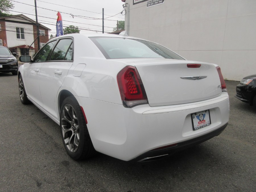 2018 Chrysler 300 300S RWD, available for sale in Linden, New Jersey | Route 27 Auto Mall. Linden, New Jersey 2018 Chrysler 300 300S RWD, available for sale in Linden, New Jersey | Route 27 Auto Mall. Linden, New Jersey