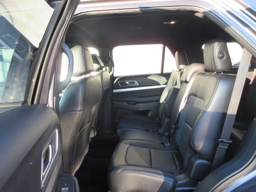 2017 Ford Explorer XLT 4WD, available for sale in Linden, New Jersey | Route 27 Auto Mall. Linden, New Jersey 2017 Ford Explorer XLT 4WD, available for sale in Linden, New Jersey | Route 27 Auto Mall. Linden, New Jersey