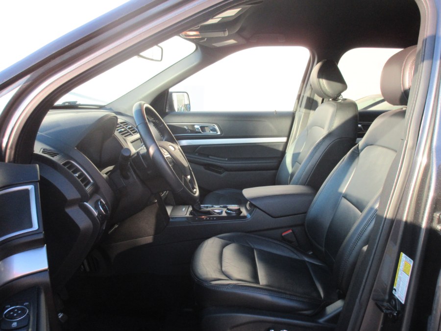 2017 Ford Explorer XLT 4WD, available for sale in Linden, New Jersey | Route 27 Auto Mall. Linden, New Jersey 2017 Ford Explorer XLT 4WD, available for sale in Linden, New Jersey | Route 27 Auto Mall. Linden, New Jersey