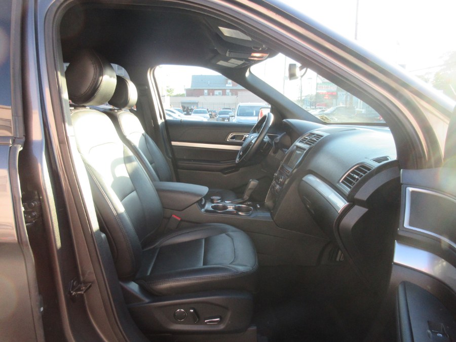 2017 Ford Explorer XLT 4WD, available for sale in Linden, New Jersey | Route 27 Auto Mall. Linden, New Jersey 2017 Ford Explorer XLT 4WD, available for sale in Linden, New Jersey | Route 27 Auto Mall. Linden, New Jersey