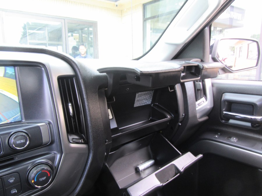 2018 Chevrolet Silverado 1500 4WD Double Cab 143.5" LT w/1LT, available for sale in Little Ferry, New Jersey | Royalty Auto Sales. Little Ferry, New Jersey 2018 Chevrolet Silverado 1500 4WD Double Cab 143.5" LT w/1LT, available for sale in Little Ferry, New Jersey | Royalty Auto Sales. Little Ferry, New Jersey