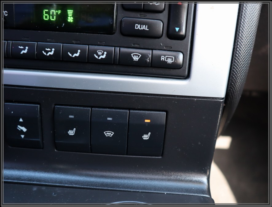 2008 Mercury Mountaineer AWD 4dr V6 Premier, available for sale in Huntington Station, New York | My Auto Inc.. Huntington Station, New York 2008 Mercury Mountaineer AWD 4dr V6 Premier, available for sale in Huntington Station, New York | My Auto Inc.. Huntington Station, New York