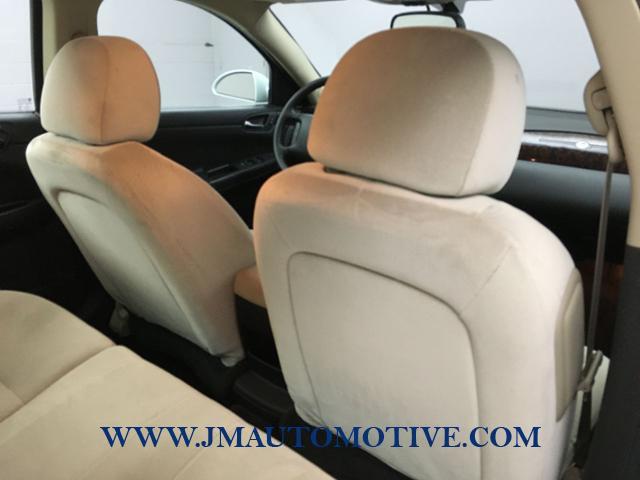 2015 Chevrolet Impala Limited 4dr Sdn LT, available for sale in Naugatuck, Connecticut | J&M Automotive Sls&Svc LLC. Naugatuck, Connecticut 2015 Chevrolet Impala Limited 4dr Sdn LT, available for sale in Naugatuck, Connecticut | J&M Automotive Sls&Svc LLC. Naugatuck, Connecticut