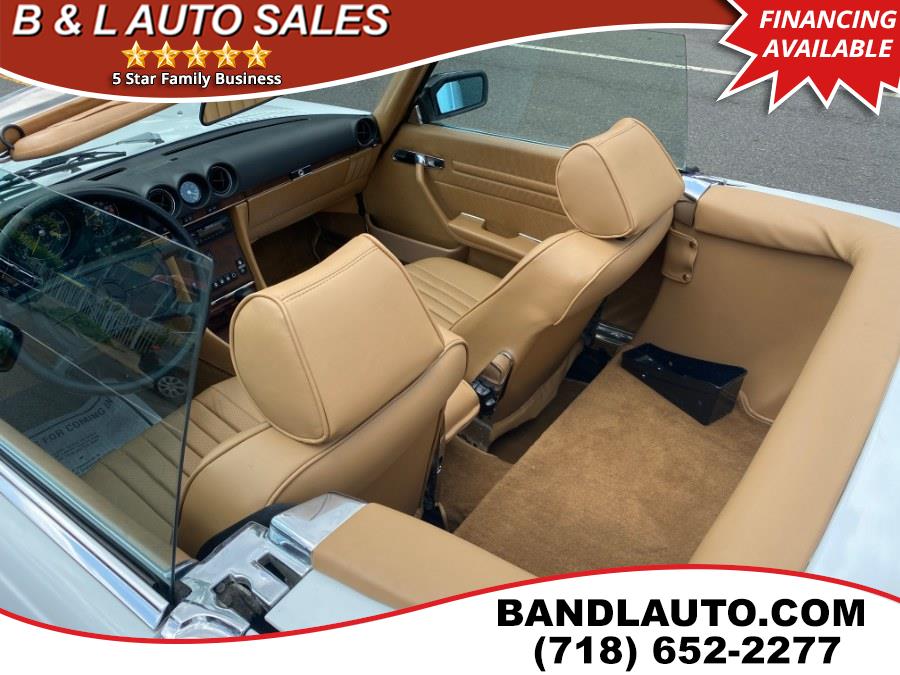 1989 Mercedes-Benz 560SL 2dr Roadster, available for sale in Bronx, New York | B & L Auto Sales LLC. Bronx, New York 1989 Mercedes-Benz 560SL 2dr Roadster, available for sale in Bronx, New York | B & L Auto Sales LLC. Bronx, New York