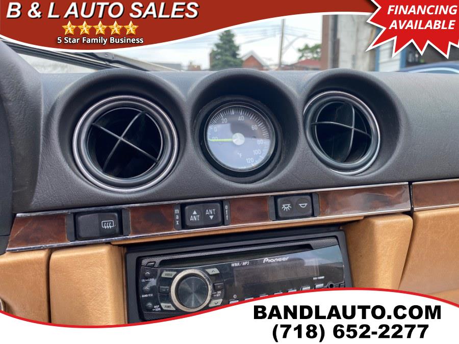 1989 Mercedes-Benz 560SL 2dr Roadster, available for sale in Bronx, New York | B & L Auto Sales LLC. Bronx, New York 1989 Mercedes-Benz 560SL 2dr Roadster, available for sale in Bronx, New York | B & L Auto Sales LLC. Bronx, New York