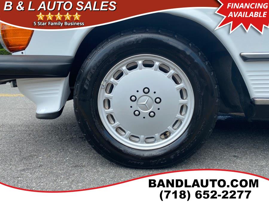 1989 Mercedes-Benz 560SL 2dr Roadster, available for sale in Bronx, New York | B & L Auto Sales LLC. Bronx, New York 1989 Mercedes-Benz 560SL 2dr Roadster, available for sale in Bronx, New York | B & L Auto Sales LLC. Bronx, New York