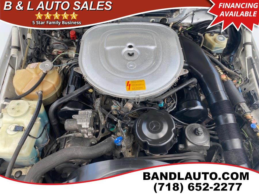 1989 Mercedes-Benz 560SL 2dr Roadster, available for sale in Bronx, New York | B & L Auto Sales LLC. Bronx, New York 1989 Mercedes-Benz 560SL 2dr Roadster, available for sale in Bronx, New York | B & L Auto Sales LLC. Bronx, New York