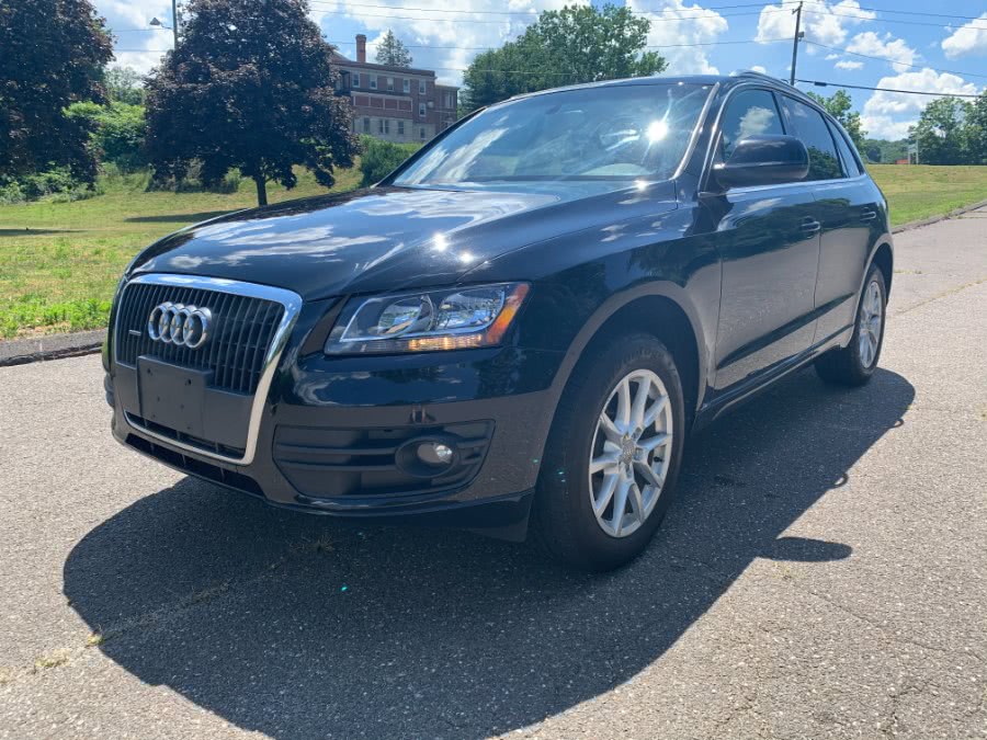 2012 Audi Q5 quattro 4dr 2.0T Premium, available for sale in Waterbury, Connecticut | Platinum Auto Care. Waterbury, Connecticut