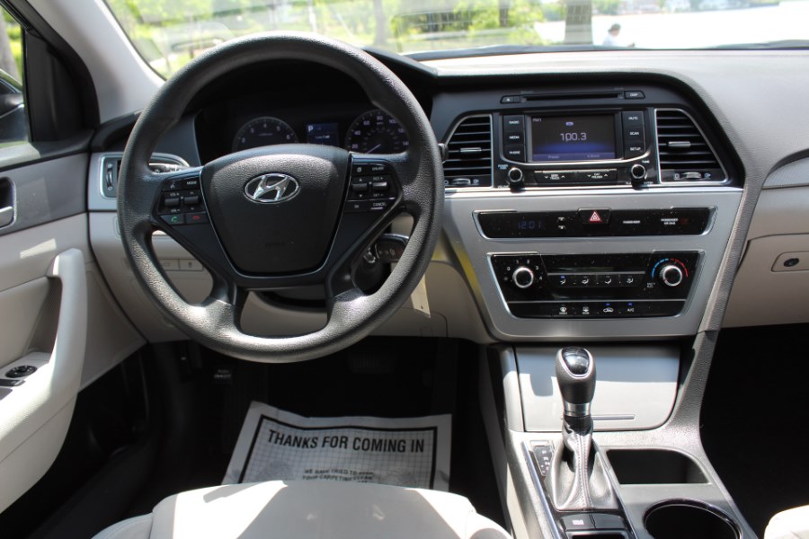 2015 Hyundai Sonata 4dr Sdn 2.4L SE, available for sale in Great Neck, New York | Great Neck Car Buyers & Sellers. Great Neck, New York 2015 Hyundai Sonata 4dr Sdn 2.4L SE, available for sale in Great Neck, New York | Great Neck Car Buyers & Sellers. Great Neck, New York
