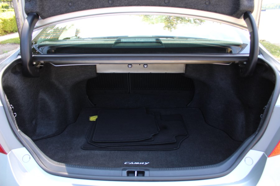 2015 Toyota Camry 4dr Sdn I4 Auto SE, available for sale in Great Neck, New York | Great Neck Car Buyers & Sellers. Great Neck, New York 2015 Toyota Camry 4dr Sdn I4 Auto SE, available for sale in Great Neck, New York | Great Neck Car Buyers & Sellers. Great Neck, New York