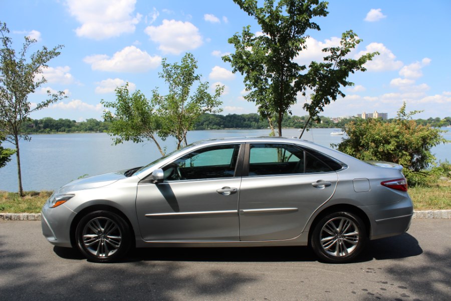 2015 Toyota Camry 4dr Sdn I4 Auto SE, available for sale in Great Neck, New York | Great Neck Car Buyers & Sellers. Great Neck, New York 2015 Toyota Camry 4dr Sdn I4 Auto SE, available for sale in Great Neck, New York | Great Neck Car Buyers & Sellers. Great Neck, New York