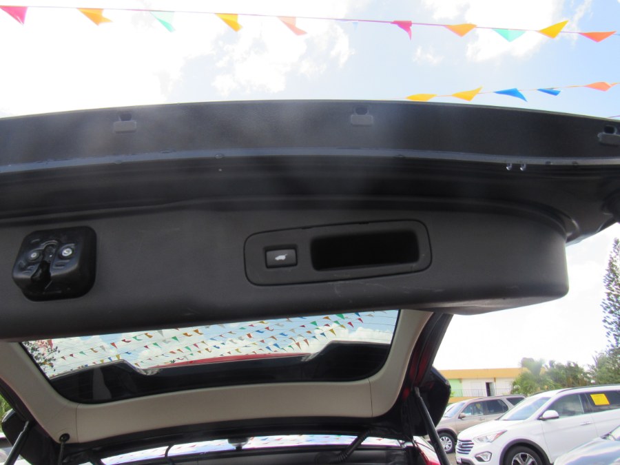 2015 Honda CR-V AWD 5dr Touring, available for sale in San Francisco de Macoris Rd, Dominican Republic | Hilario Auto Import. San Francisco de Macoris Rd, Dominican Republic 2015 Honda CR-V AWD 5dr Touring, available for sale in San Francisco de Macoris Rd, Dominican Republic | Hilario Auto Import. San Francisco de Macoris Rd, Dominican Republic