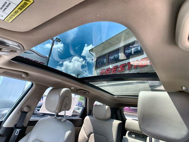 Used Hyundai Santa Fe SE Ultimate 2017 | Prestige Auto Cars LLC. New Britain, Connecticut Used Hyundai Santa Fe SE Ultimate 2017 | Prestige Auto Cars LLC. New Britain, Connecticut