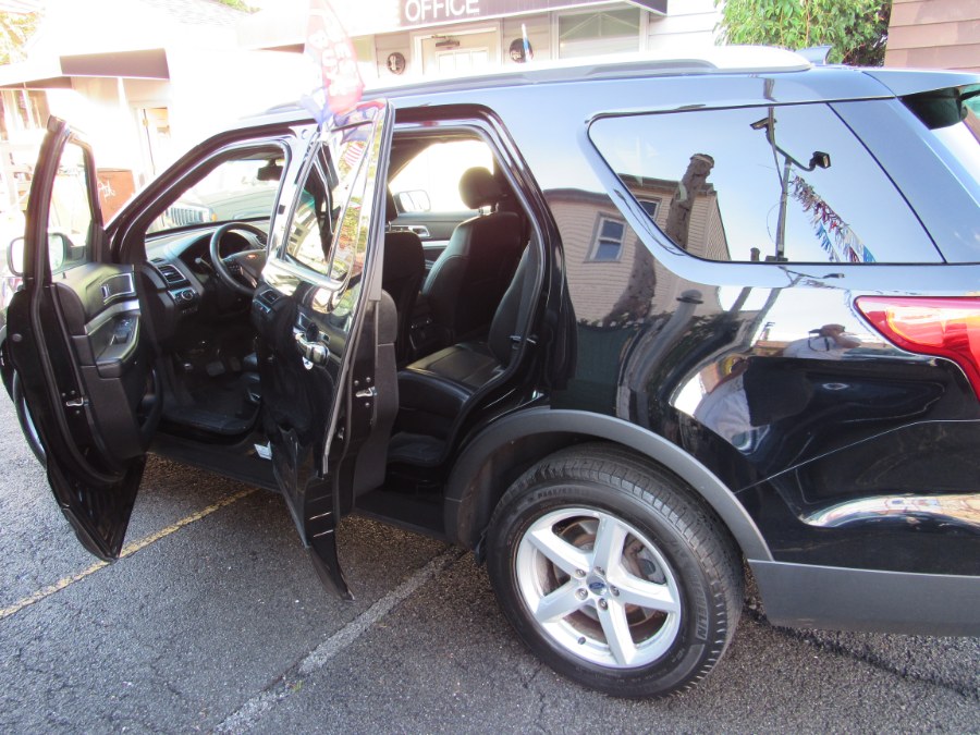 2017 Ford Explorer XLT 4WD PANO/NAVI, available for sale in Middle Village, New York | Road Masters II INC. Middle Village, New York 2017 Ford Explorer XLT 4WD PANO/NAVI, available for sale in Middle Village, New York | Road Masters II INC. Middle Village, New York