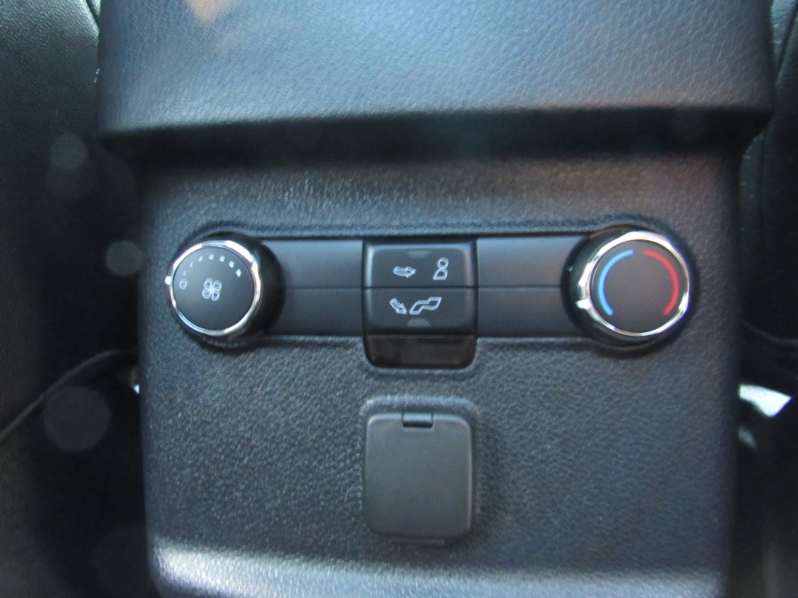 2017 Ford Explorer XLT 4WD PANO/NAVI, available for sale in Middle Village, New York | Road Masters II INC. Middle Village, New York 2017 Ford Explorer XLT 4WD PANO/NAVI, available for sale in Middle Village, New York | Road Masters II INC. Middle Village, New York