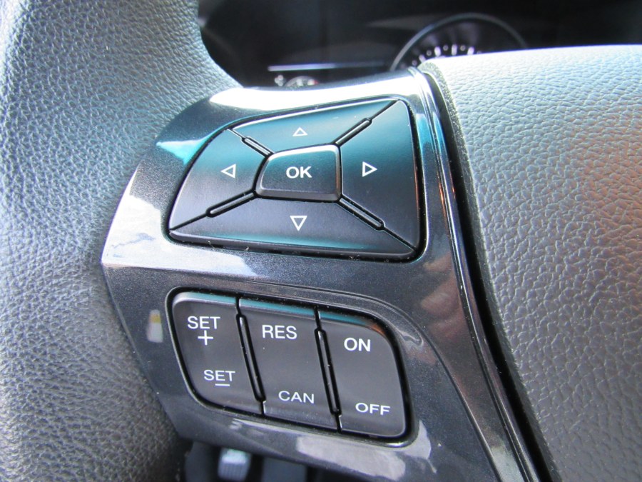 2017 Ford Explorer XLT 4WD PANO/NAVI, available for sale in Middle Village, New York | Road Masters II INC. Middle Village, New York 2017 Ford Explorer XLT 4WD PANO/NAVI, available for sale in Middle Village, New York | Road Masters II INC. Middle Village, New York