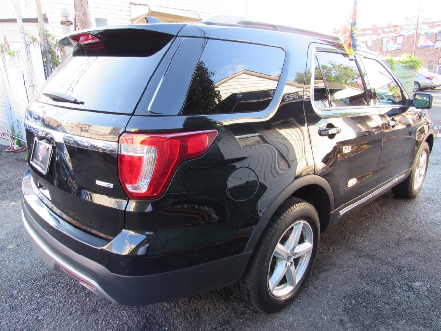 2017 Ford Explorer XLT 4WD PANO/NAVI, available for sale in Middle Village, New York | Road Masters II INC. Middle Village, New York 2017 Ford Explorer XLT 4WD PANO/NAVI, available for sale in Middle Village, New York | Road Masters II INC. Middle Village, New York