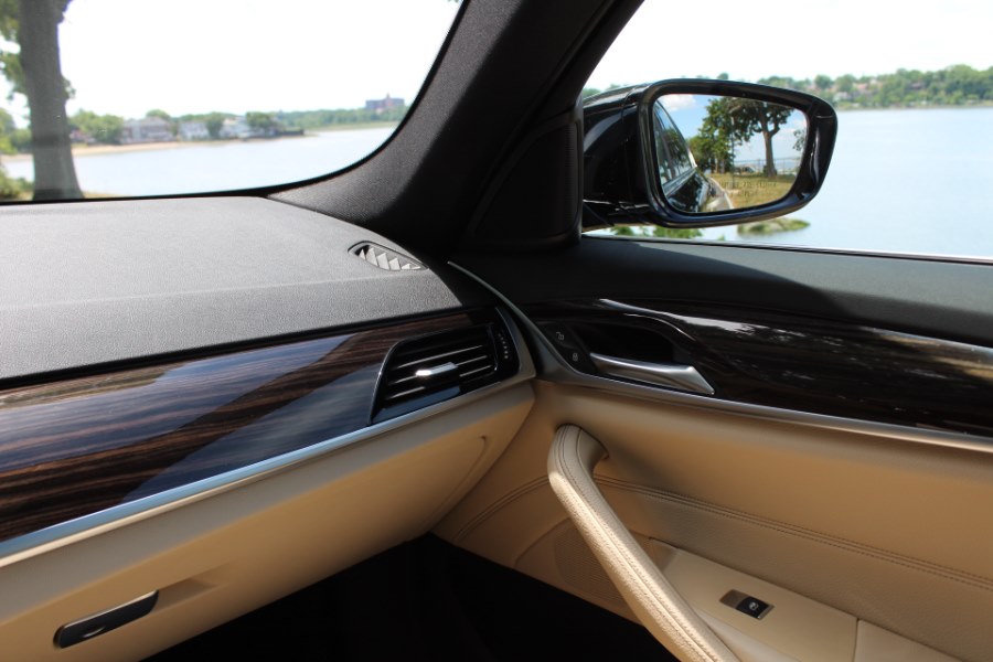 2017 BMW 5 Series 530i xDrive Sedan, available for sale in Great Neck, New York | Great Neck Car Buyers & Sellers. Great Neck, New York 2017 BMW 5 Series 530i xDrive Sedan, available for sale in Great Neck, New York | Great Neck Car Buyers & Sellers. Great Neck, New York