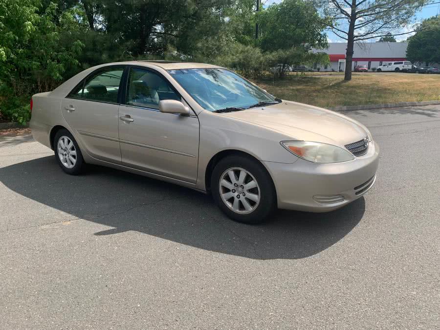 2002 Toyota Camry 4dr Sdn XLE V6 Auto, available for sale in West Hartford, Connecticut | Chadrad Motors llc. West Hartford, Connecticut