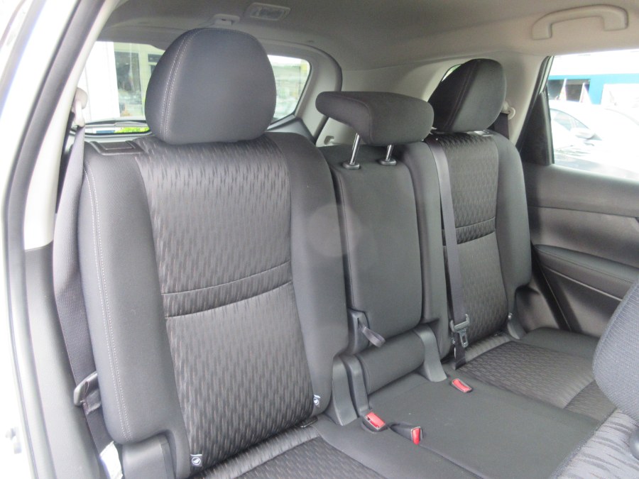 2019 Nissan Rogue FWD SV, available for sale in Linden, New Jersey | Route 27 Auto Mall. Linden, New Jersey 2019 Nissan Rogue FWD SV, available for sale in Linden, New Jersey | Route 27 Auto Mall. Linden, New Jersey