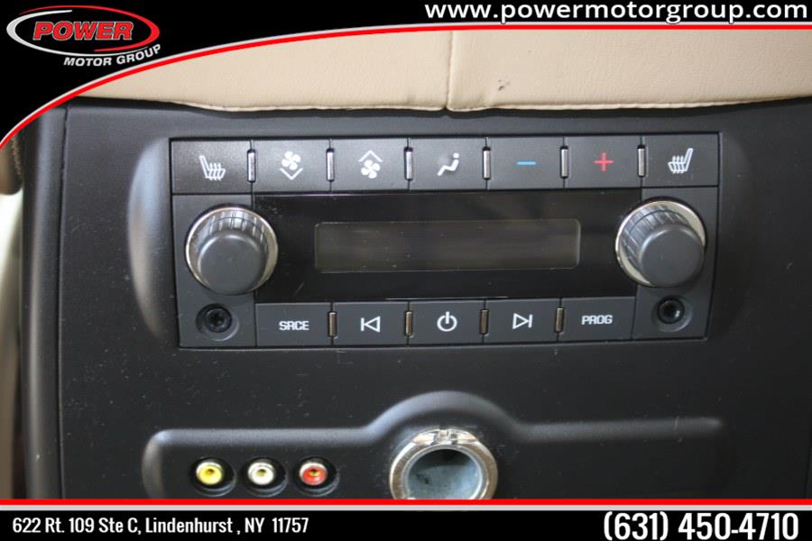 2014 Cadillac Escalade ESV AWD 4dr Luxury, available for sale in Lindenhurst, New York | Power Motor Group. Lindenhurst, New York 2014 Cadillac Escalade ESV AWD 4dr Luxury, available for sale in Lindenhurst, New York | Power Motor Group. Lindenhurst, New York