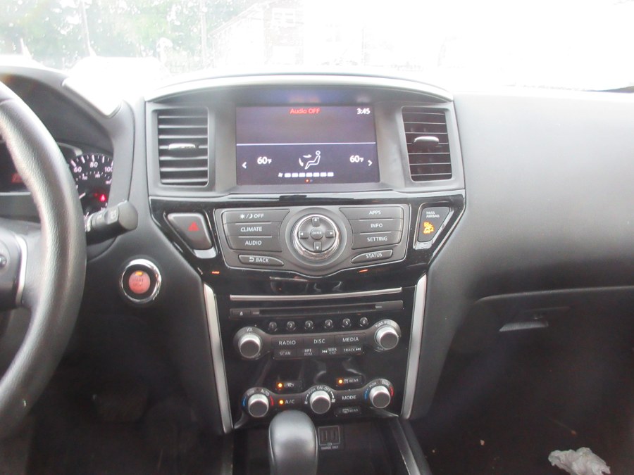 2018 Nissan Pathfinder 4x4 SV, available for sale in Linden, New Jersey | Route 27 Auto Mall. Linden, New Jersey 2018 Nissan Pathfinder 4x4 SV, available for sale in Linden, New Jersey | Route 27 Auto Mall. Linden, New Jersey