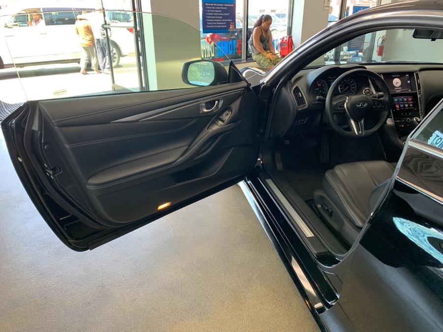 Used INFINITI Q60 2.0t RWD 2017 | 5 Towns Drive. Inwood, New York Used INFINITI Q60 2.0t RWD 2017 | 5 Towns Drive. Inwood, New York