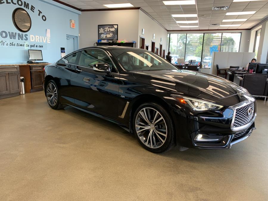 Used INFINITI Q60 2.0t RWD 2017 | 5 Towns Drive. Inwood, New York Used INFINITI Q60 2.0t RWD 2017 | 5 Towns Drive. Inwood, New York