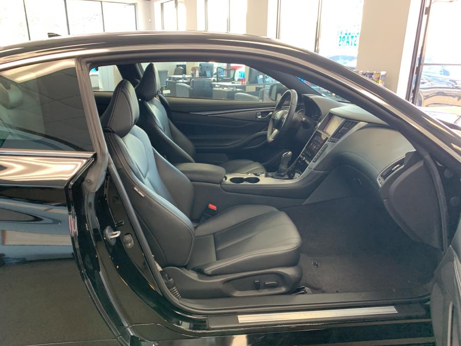 Used INFINITI Q60 2.0t RWD 2017 | 5 Towns Drive. Inwood, New York Used INFINITI Q60 2.0t RWD 2017 | 5 Towns Drive. Inwood, New York