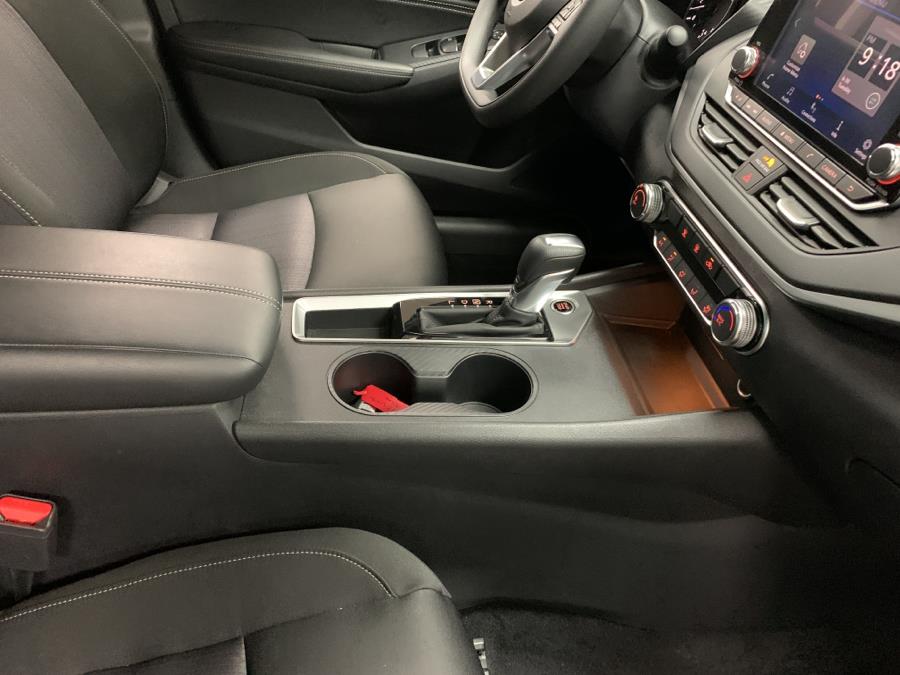 2019 Nissan Altima 2.5 SR Sedan, available for sale in Inwood, New York | 5 Towns Drive. Inwood, New York 2019 Nissan Altima 2.5 SR Sedan, available for sale in Inwood, New York | 5 Towns Drive. Inwood, New York